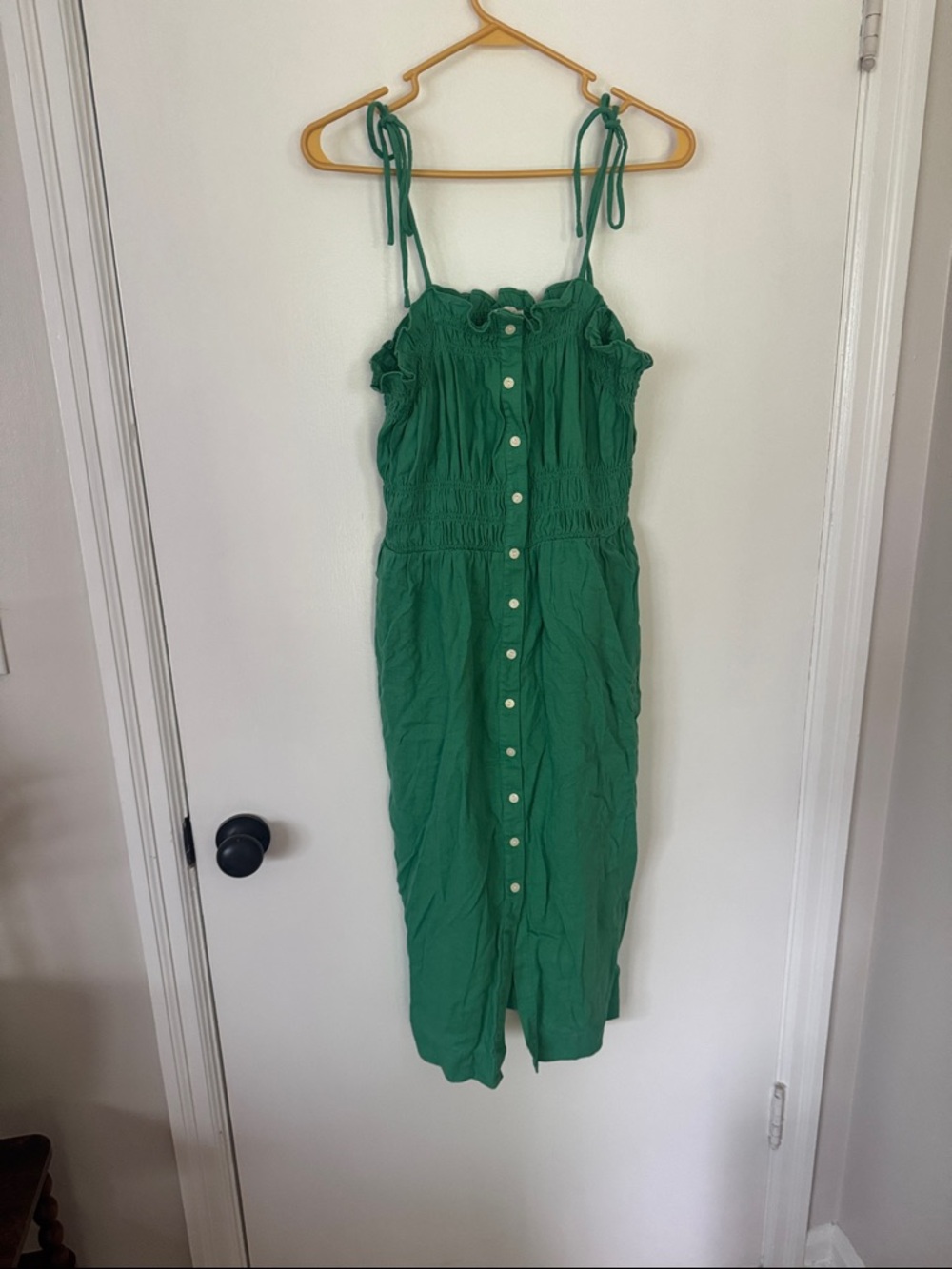 Universal Thread Emerald Green Smocked Top with Ruffled Neckline